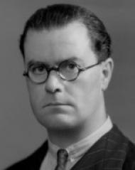 <em>An Unlikely Connection: Daphne du Maurier</em> and A.G. Macdonell by Sophie Reid
