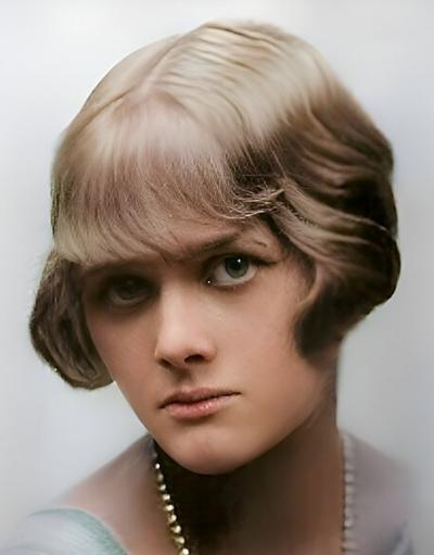 Daphne du Maurier tinted image of her when young