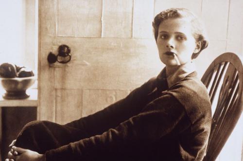 Photo Gallery Image - Pictures of Daphne du Maurier